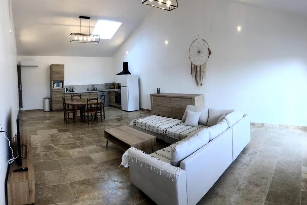 Rasteau Appartement Au Milieu Des Oliviers מראה חיצוני תמונה